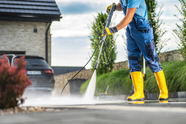 Best Pool Deck Cleaning  in Bridgewater, VA